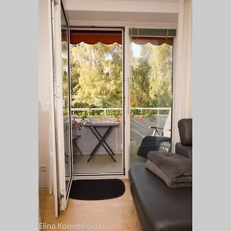 公寓 Bahnhofsnahe, Ruhige Und Sonnige 2 Zimmerwohnung Im Dichterviertel