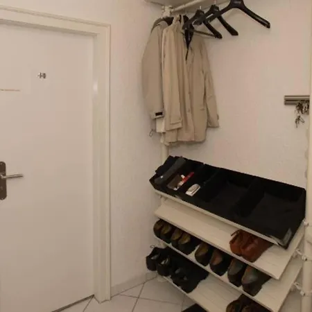 Bahnhofsnahe, Ruhige Und Sonnige 2 Zimmerwohnung Im Dichterviertel * 威斯巴登