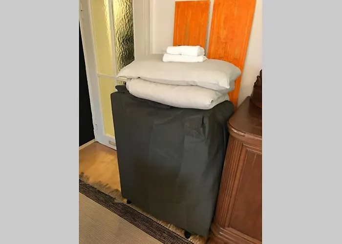 Bahnhofsnahe, Ruhige Und Sonnige 2 Zimmerwohnung Im Dichterviertel * 威斯巴登