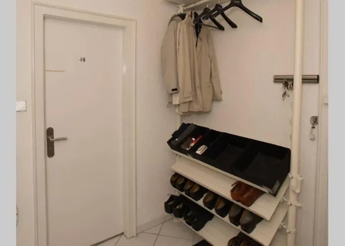 Bahnhofsnahe, Ruhige Und Sonnige 2 Zimmerwohnung Im Dichterviertel * 威斯巴登